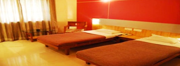 2002/The Pavilion Hotel - Kolhapur 08.jpg